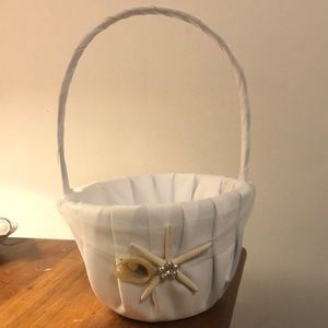 Flower girl basket and ring bearer star
